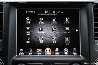 2017款大切诺基3.0L自动Tarilhawk