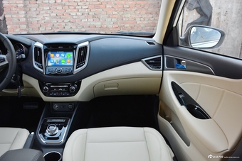 2018款逸动EV300 尊享型