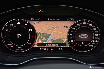 2018款奥迪Q5L 2.0T自动45 TFSI尊享运动型