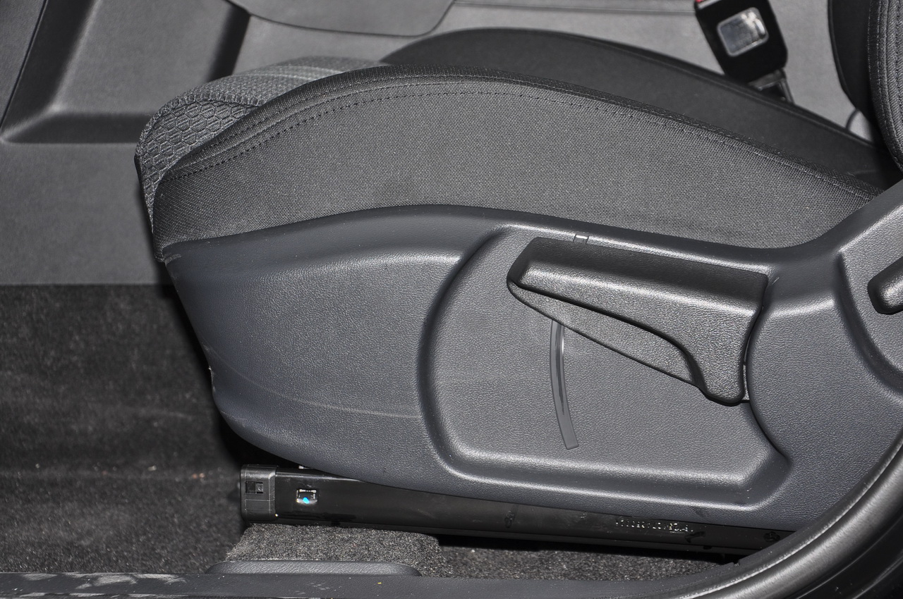 2016款锐腾 1.5T自动精英版