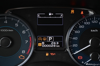 2017款斯巴鲁XV 2.0L自动豪华版