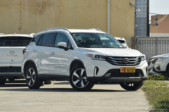 2018款传祺GS4 1.5T自动两驱豪华智联版235T