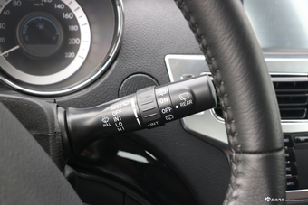 2017款揽福1.9T手动柴油两驱豪华版7座