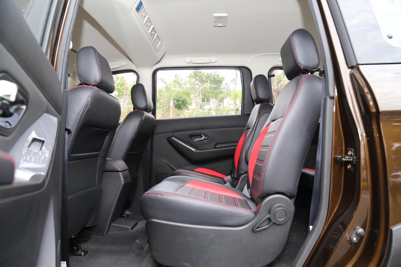 2017款启腾V60 1.5L手动豪华型