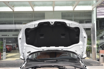 2018款沃尔沃S60L 2.0T自动T4智驭进取版