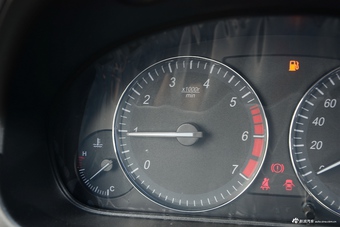 2015款福瑞达M50 1.4L手动公务舱K14B-F