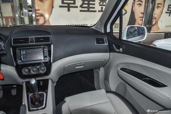 2015款景逸X3 1.5L手动豪华型