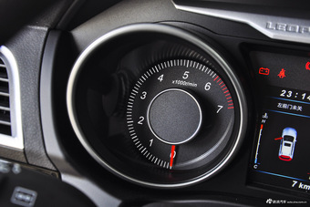 2015款猎豹CS10 2.0T手动卓越版 纽约黑