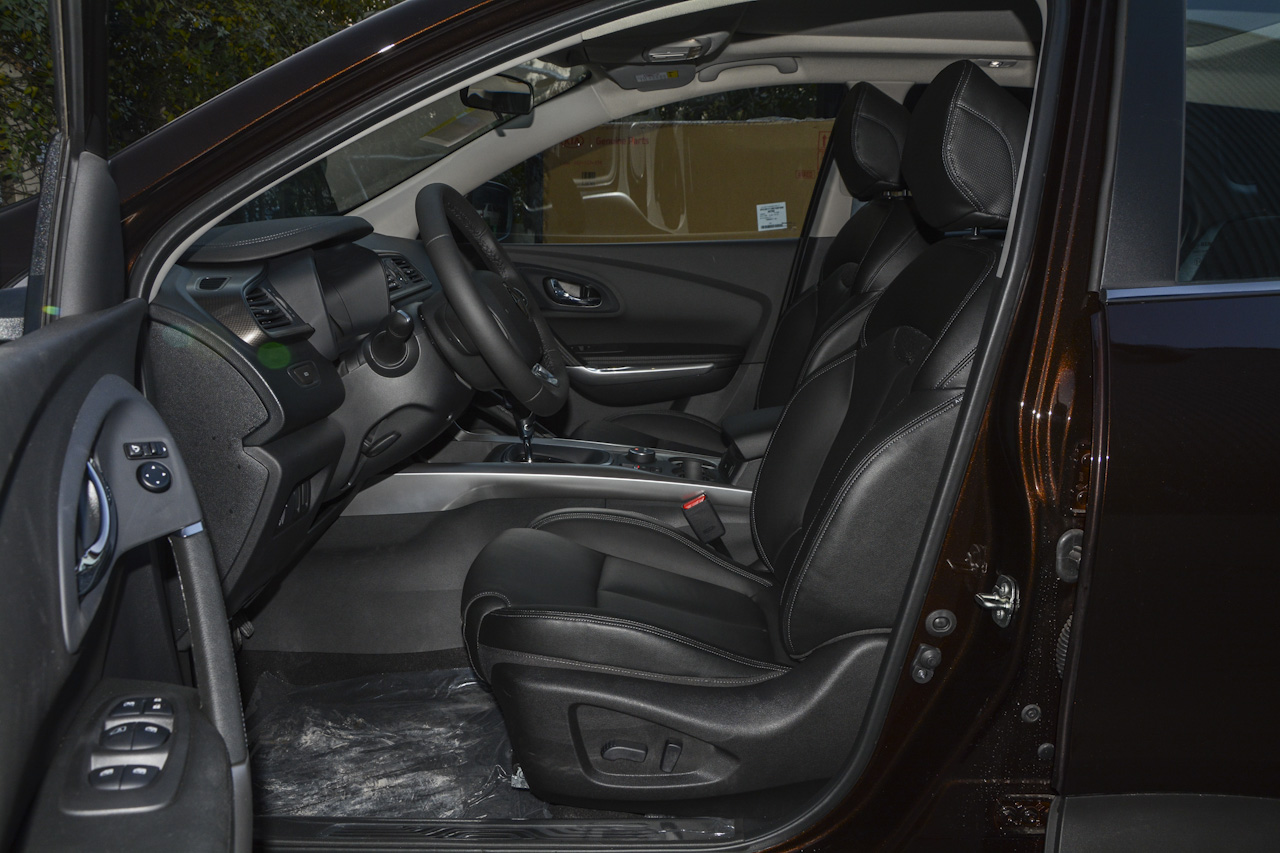 2017款科雷嘉2.0L自动豪华版