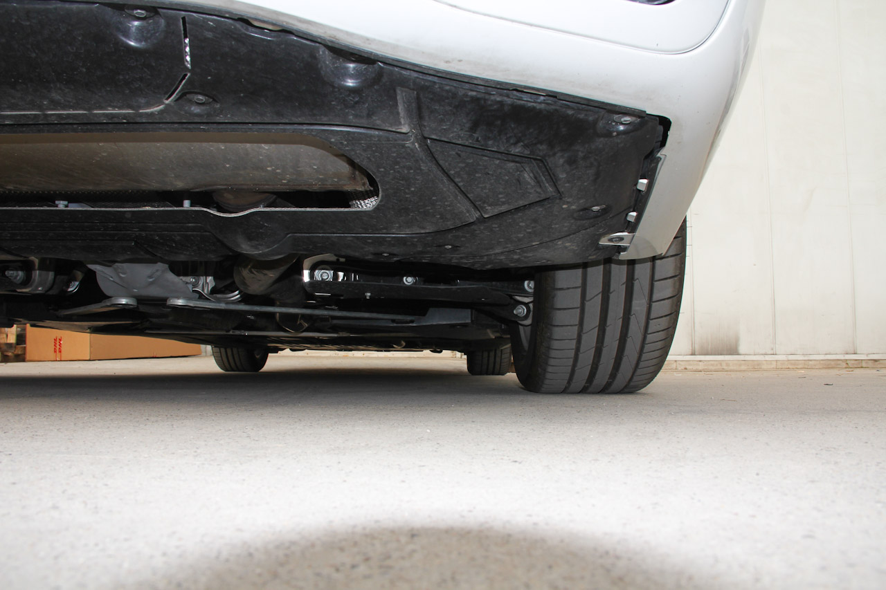 2017款宝马7系730Li 2.0T自动豪华型