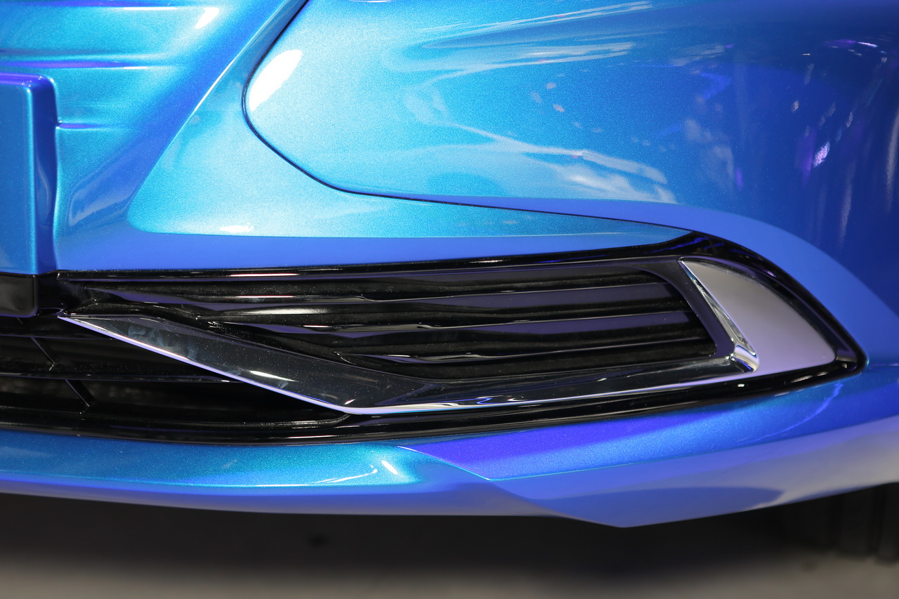 实拍全新长安逸动ET 拥有400km超远续航