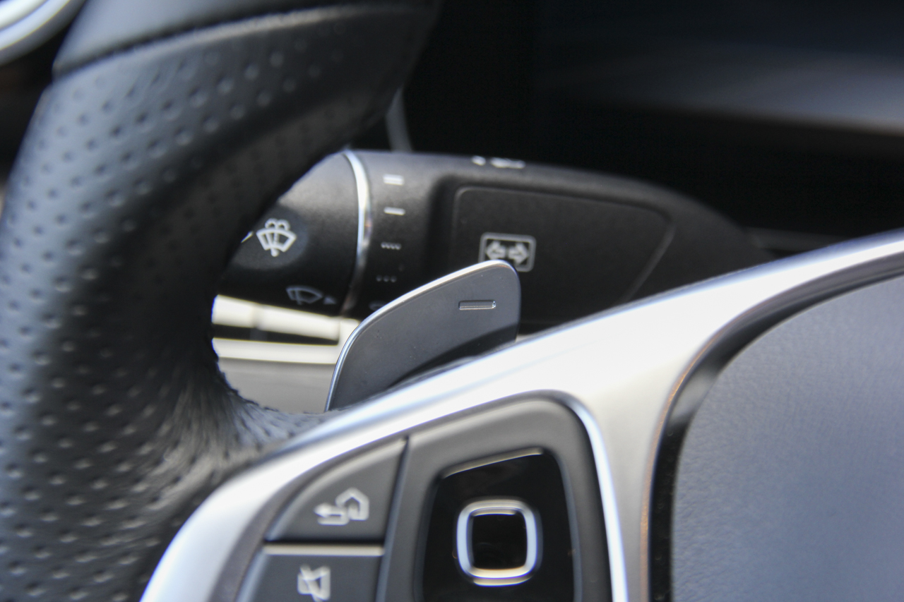 2018款奔驰E级改款2.0T自动 300L 豪华型