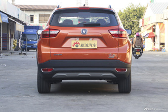 2016款长安CS15 1.5L自动时尚版