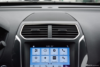 2018款探险者2.3T自动精英版