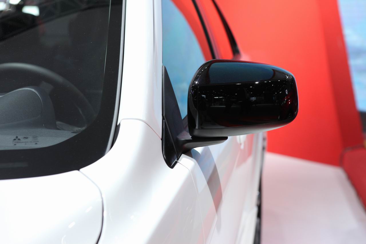 东南三菱新翼神