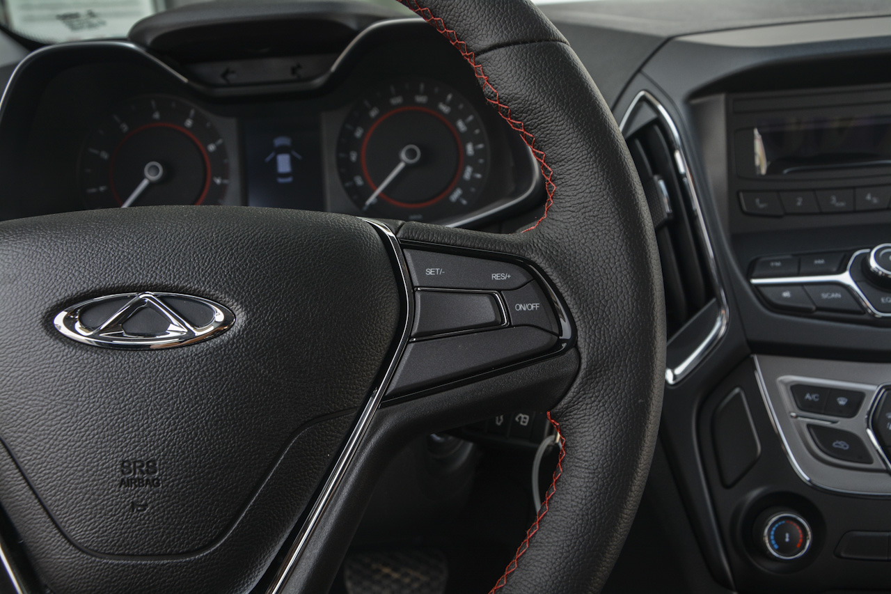 2017款艾瑞泽5 1.5L自动领潮版