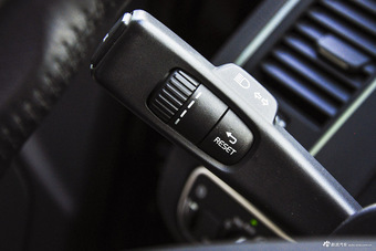 2016款沃尔沃XC60 2.0T自动 T5 AWD智驭版