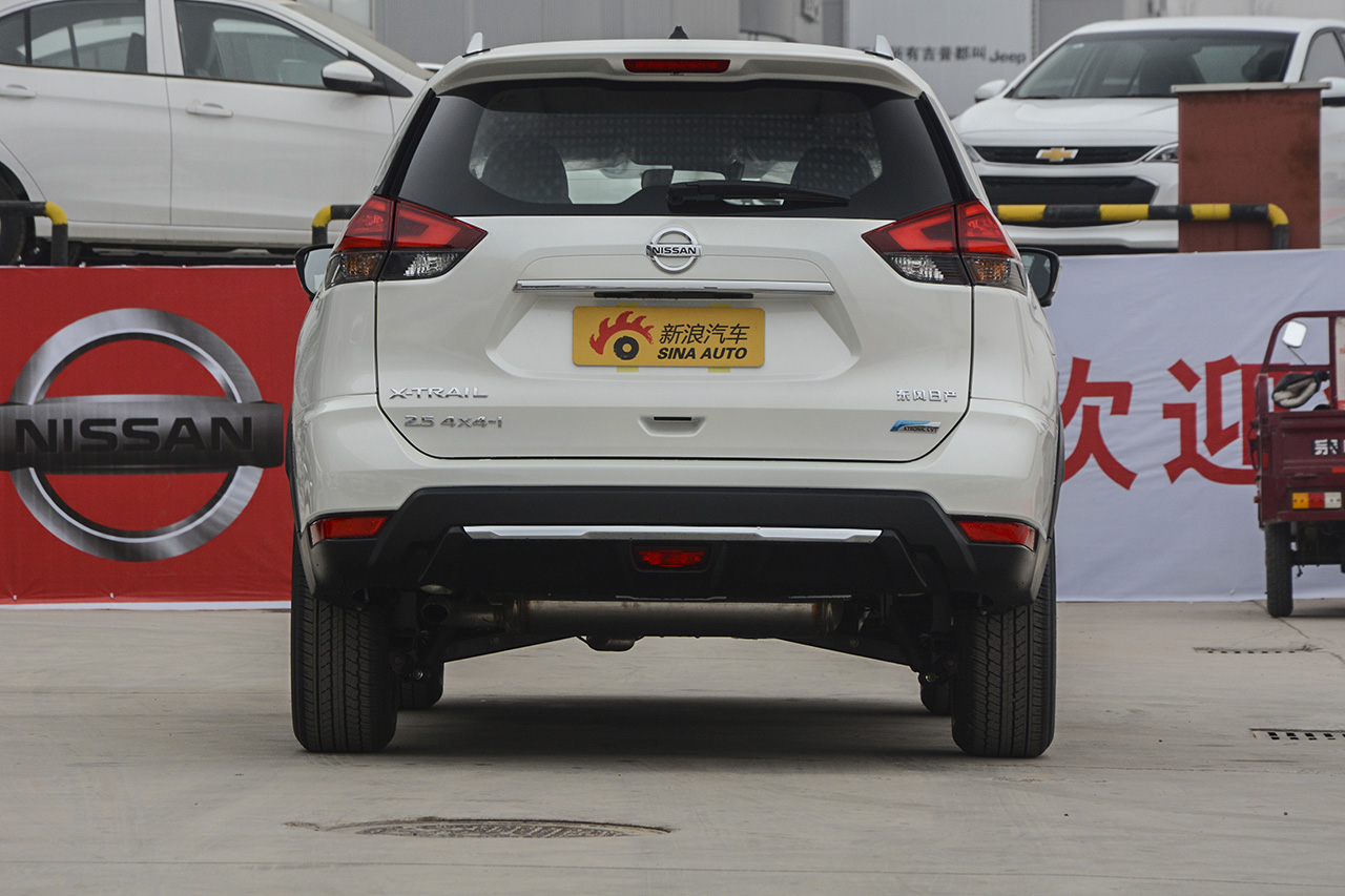 2017款奇骏2.5L自动CVT豪华版 4WD