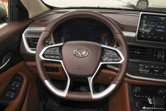 2018款北汽幻速S7 1.5T 自动尊享型