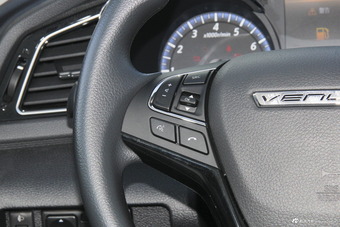 2018款启辰D60 1.6L自动智联精英版