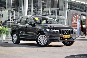 2018款沃尔沃XC60 2.0T自动T4智逸版