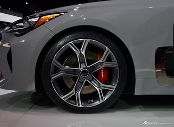 起亚史上最暴力车型诞生 搭3.3T/5.1s破百