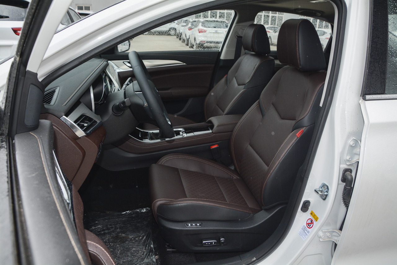 2018款逸动1.6L GDI手动尊尚型