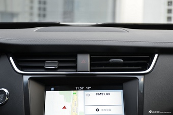 2017款福特金牛座 2.0T自动EcoBoost 245 旗舰型