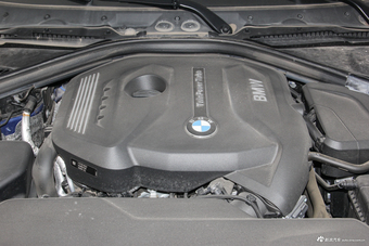2018款宝马3系GT 2.0L自动330i xDrive M运动型 