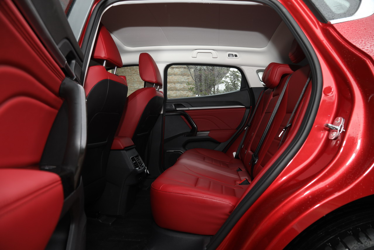 2018款哈弗F5 1.5T i潮版