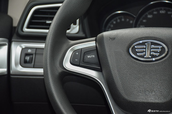 2015款骏派D60 1.5L手动标准型