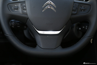 2016款雪铁龙C4世嘉1.2T自动 THP豪华型