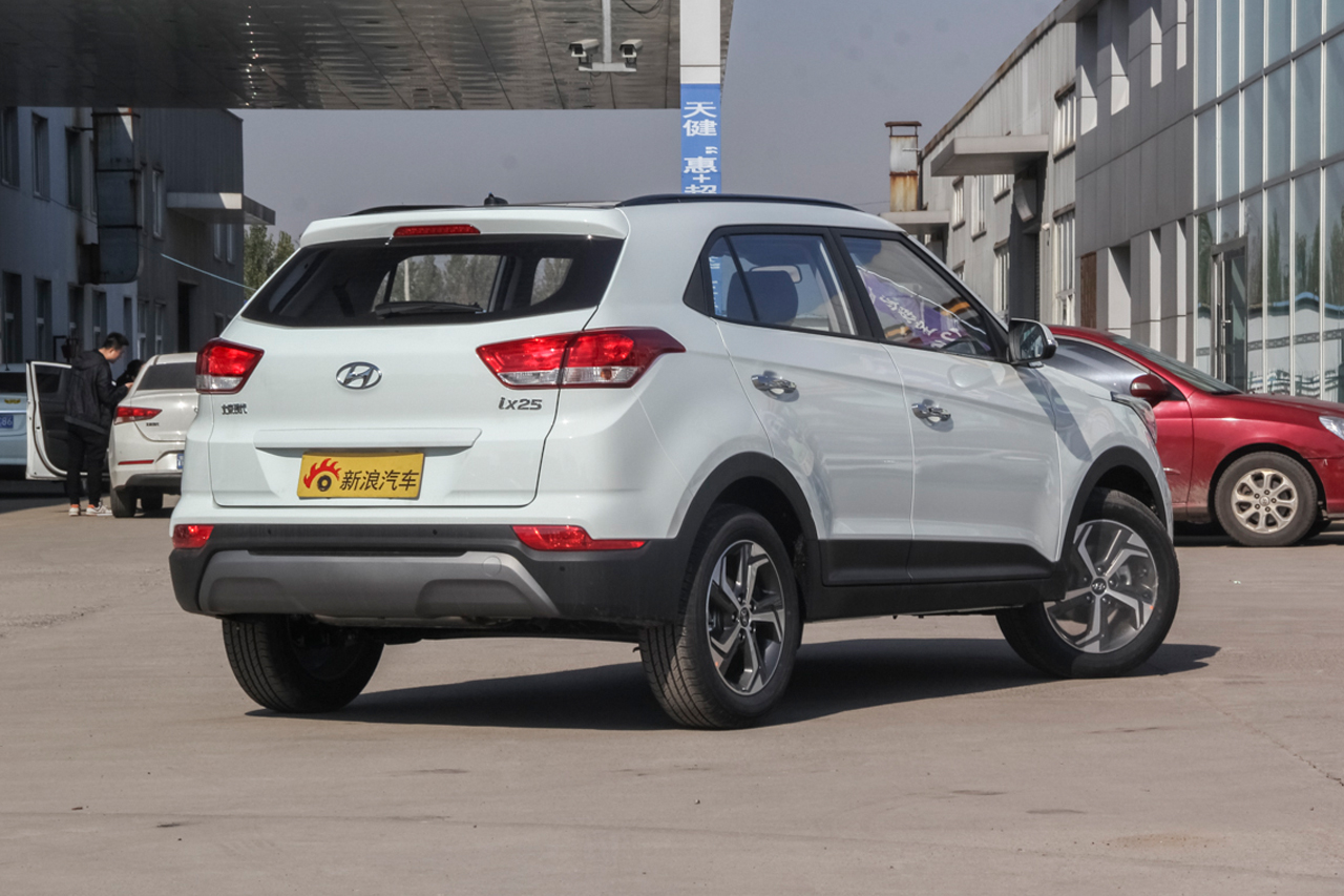2017款现代ix25 1.6L自动智能型