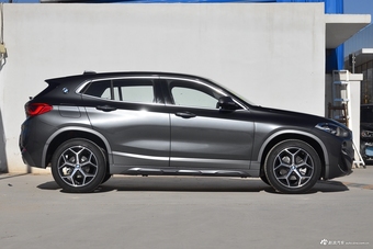 2018款宝马X2 1.5T sDrive20i M越野套装