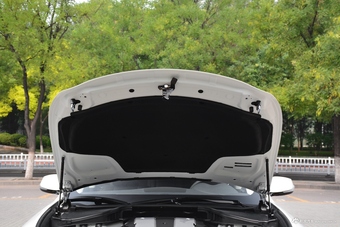 2017款英菲尼迪Q70L 2.5L自动精英版