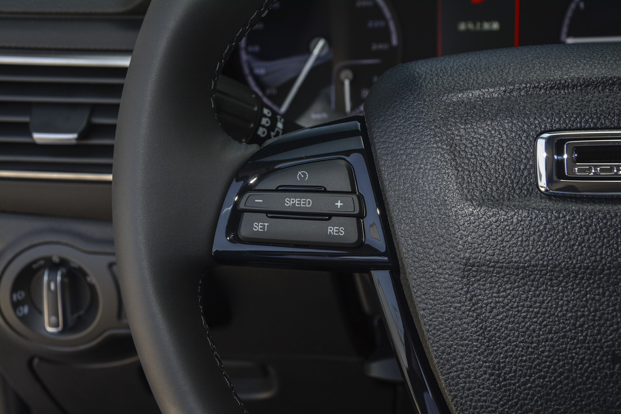  2018款观致5 SUV 1.6T自动旗舰型     