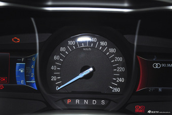 2013款蒙迪欧2.0T自动200豪华型