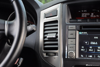 2016款帕杰罗（进口）3.0L自动豪华版 国4