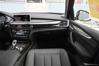 平行进口2017款宝马X5 3.0T 墨版