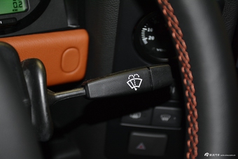 2016款卫士斯达泰克110 2.2L柴油68周年纪念版