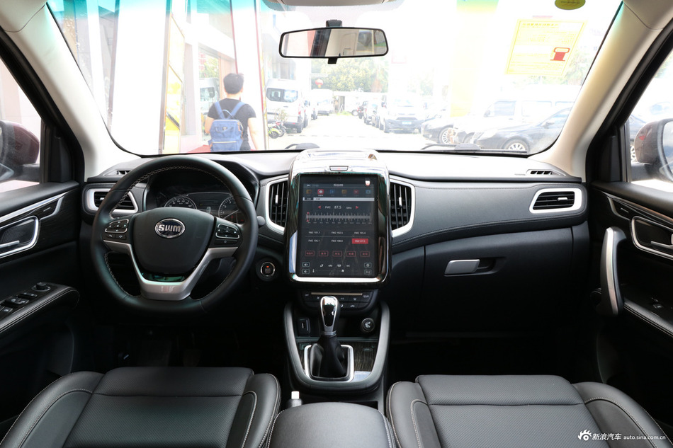 2018款斯威X7 1.5T手动豪华型7座