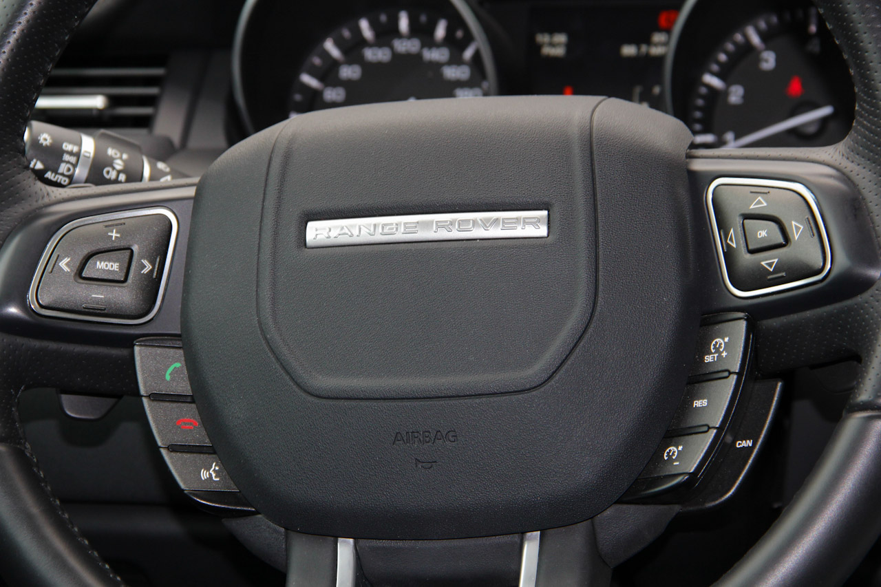 2015款揽胜极光2.0T自动锐动版