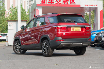 2018款风光S560 1.8L CVT智联型5座