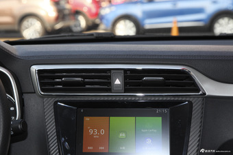 2017款名爵ZS 1.5L手动舒适版 