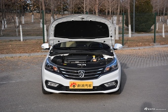 2017款宝骏310W 1.5L手动豪华型