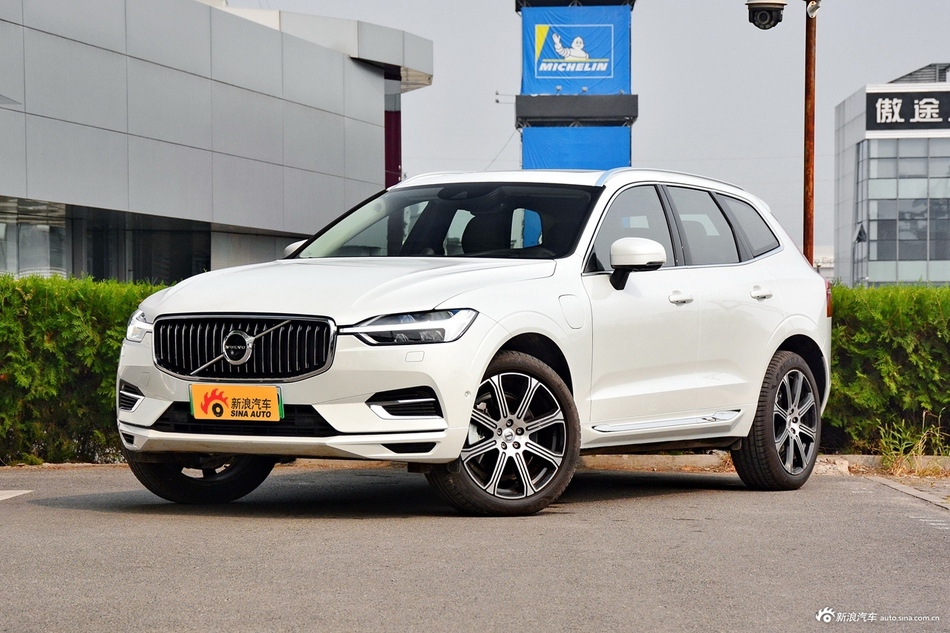 2019款沃尔沃XC60新能源2.0T自动T8 E驱混动智尊豪华版