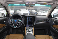 2017款比亚迪秦1.5T自动尊贵型