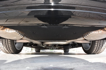 2017款奥迪A8L 4.0T自动60 TFSI quattro豪华型