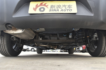 2017款风神AX4 1.6L手动潮尚型