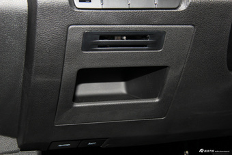 2017款宝骏560 1.5T DCT尊享型